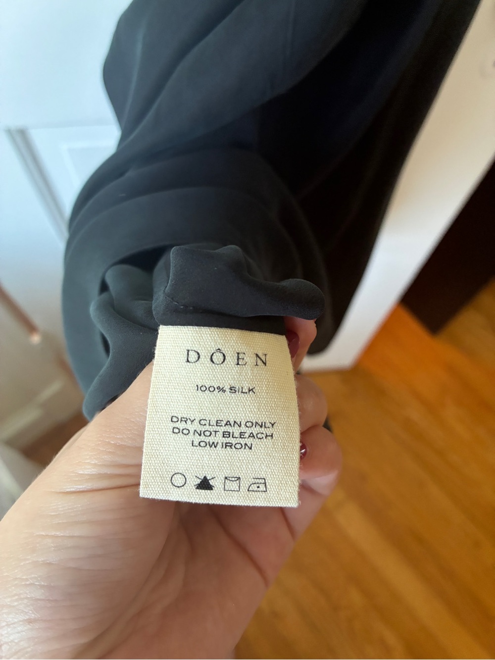 Doen Black Silk Dress - Picture 6 of 9